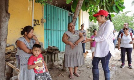 Mirtha Villalvazo visita las zonas afectadas por la Tormenta Tropical Kay