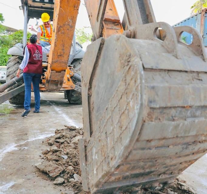 Arranca gobierno municipal la construcción de un colector de aguas residuales para Mezcalitos