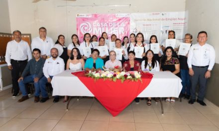 Salud visual y crecimiento profesional para Ahuacatlán: DIF Nayarit