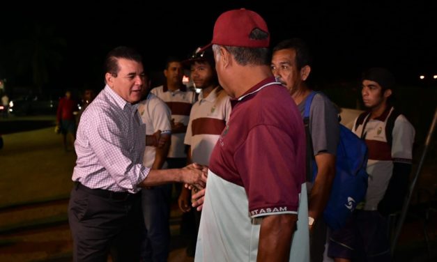 Alcalde refrenda compromisos con los trabajadores de Aseo Urbano en su primer día de Gobierno Municipal