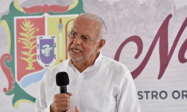 Miguel Ángel Navarro Quintero dice no a la construcción de un estacionamiento subterráneo debajo de la Plaza Principal de Tepic.