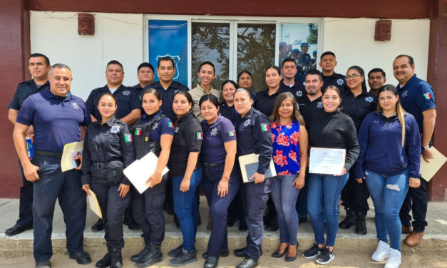 CAPACITAN A ELEMENTOS DE PUERTO VALLARTA EN MATERIA DE DESAPARECIDOS.