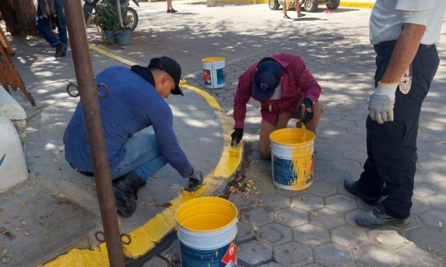 TRABAJA TRÁNSITO MUNICIPAL EN LA SEÑALIZACIÓN VEHICULAR EN SAN PANCHO