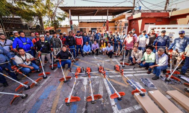 RECIBE PARQUES Y JARDINES EQUIPAMIENTO NUEVO.