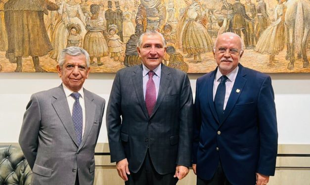 AVANZAREMOS DE LA MANO HACIA LOS NUEVOS ESTADIOS DE DESARROLLO QUE LA SOCIEDAD DEMANDA