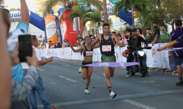 SE CELEBRA CON ÉXITO EL 4TO MARATÓN PUERTO VALLARTA