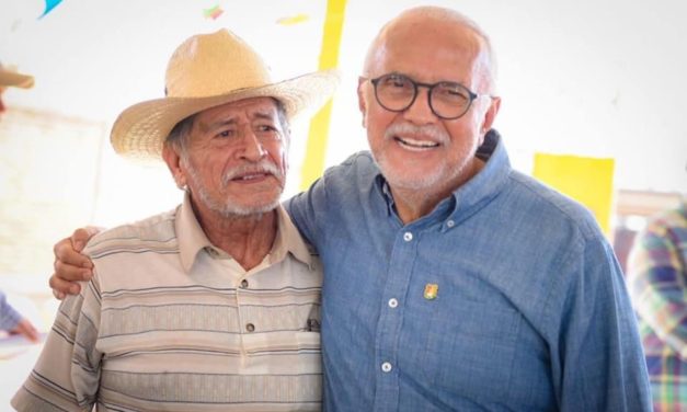 CON EL APOYO DE TODAS Y TODOS LOS NAYARITAS PARA DAR UNA MEJOR EDUCACIÓN EN NUESTRO ESTADO, ESTAMOS SALIENDO ADELANTE