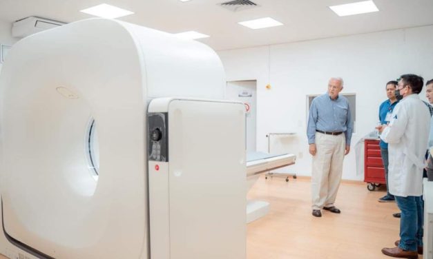 CON EL NUEVO TOMÓGRAFO DE 64 CORTES, NAYARIT ESTÁ A LA VANGUARDIA EN EQUIPAMIENTO MÉDICO. MIGUEL ÁNGEL NAVARRO QUINTERO