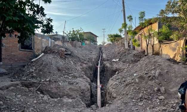 AVANZAN TRABAJOS DE PAVIMENTACIÓN