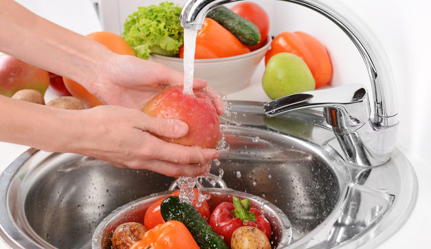 LLAMA IMSS NAYARIT A EXTREMAR MEDIDAS HIGIÉNICAS EN CONSUMO DE ALIMENTOS, ANTE INTENSA TEMPORADA DE CALOR
