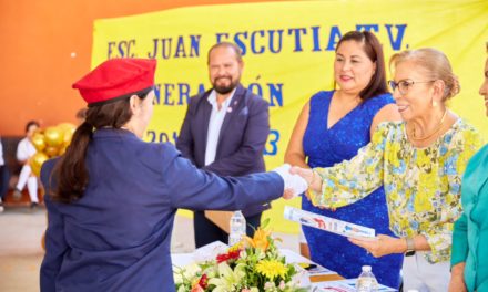 Encabeza DIF Nayarit ceremonia de clausura de la escuela primaria Juan Escutia