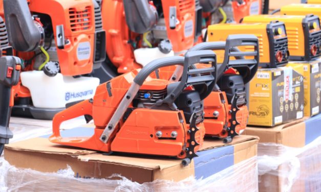 ENTREGAN EQUIPAMIENTO NUEVO A TRABAJADORES DE PARQUES Y JARDINES.