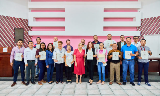 IMPULSA DIF NAYARIT CRECIMIENTO PROFESIONAL DE TRABAJADORES