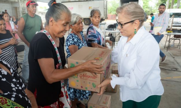 FAMILIAS DE ROSAMORADA AGRADECEN POR APOYOS DIRECTOS DEL DIF NAYARIT