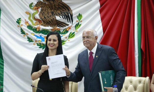 RECIBE PODER LEGISLATIVO SEGUNDO INFORME DE GOBIERNO