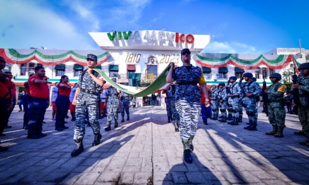 CONMEMORAN 38 ANIVERSARIO DE PROTECCIÓN CIVIL, CON ACTO CÍVICO