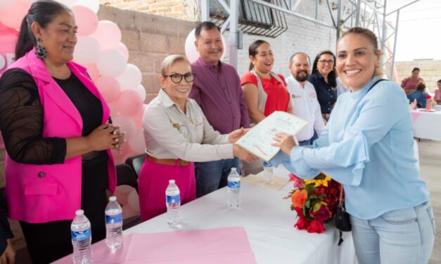 LLEVA DIF NAYARIT BIENESTAR A FAMILIAS DE SAN PEDRO LAGUNILLAS