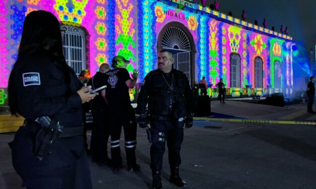 GARANTIZAN POLICÍA TEPIC Y VIAL SEGURIDAD EN EL FESTIVAL “ALMAS ETERNAS” Y PANTEONES MUNICIPALES
