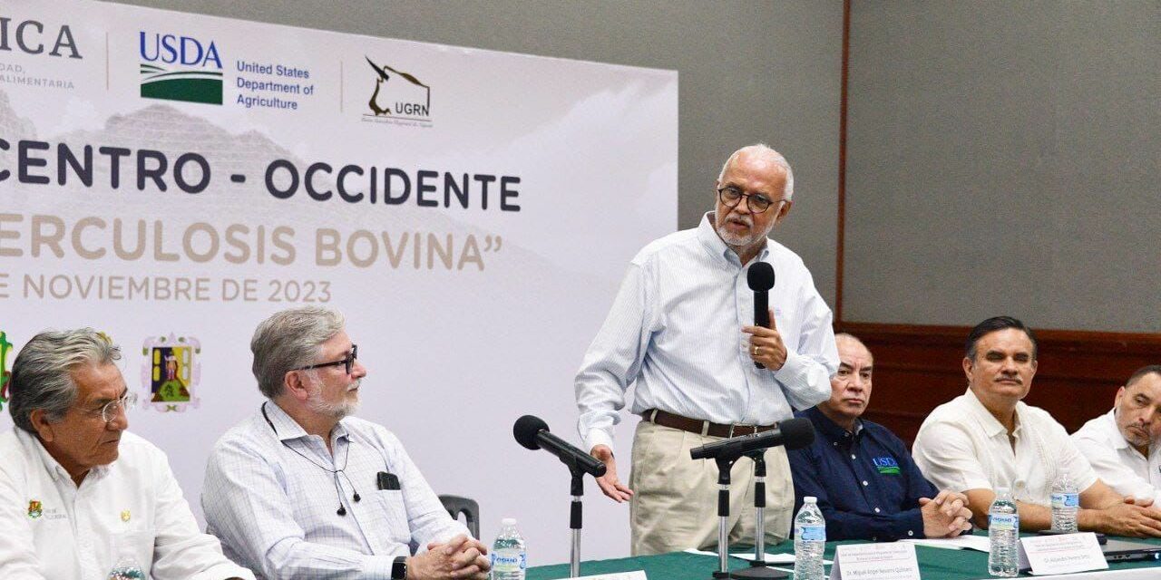ENCABEZA MIGUEL ÁNGEL NAVARRO QUINTERO, REUNIÓN REGIONAL DE «PROGRAMA DE TUBERCULOSIS BOVINA»