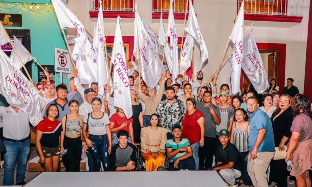 BRILLA LA CABECERA MUNICIPAL CON LA SESIÓN SOLEMNE DE CABILDO POR EL 34 ANIVERSARIO DE BAHÍA DE BANDERAS