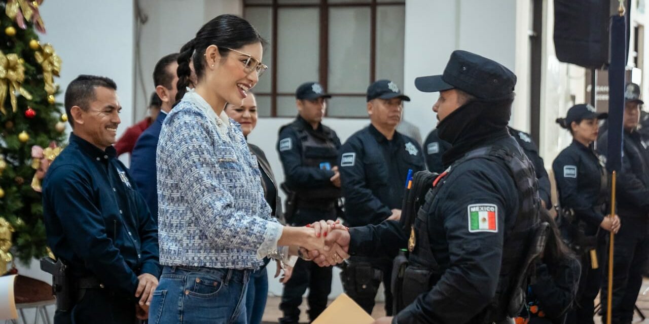 POLICÍAS DE TEPIC TENDRÁN INCREMENTO SALARIAL, ANUNCIA GERALDINE