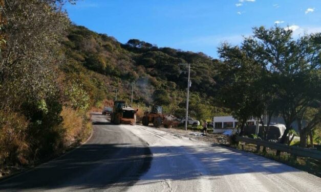 CONSTRUÍMOS JUNTAS Y JUNTOS CAMINOS DIGNOS QUE LLEVAN AL PROGRESO