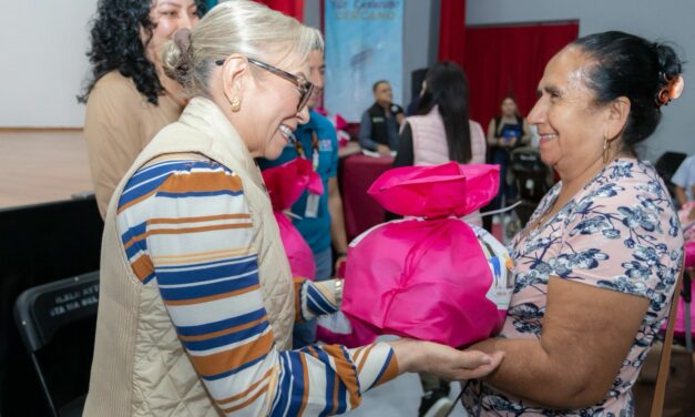 FAMILIAS DE SANTA MARÍA DEL ORO RECIBEN SALUD VISUAL Y ALIMENTACIÓN POR PARTE DEL DIF NAYARIT