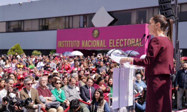 HOY EXTENDEMOS NUESTRA MANO Y CONVOCAMOS A TODAS Y TODOS LOS MEXICANOS A EMPRENDER ESTE CAMINO JUNTOS Y JUNTAS: CLAUDIA SHEINBAUM SE REGISTRA ANTE EL INE COMO CANDIDATA A LA PRESIDENCIA DE MÉXICO