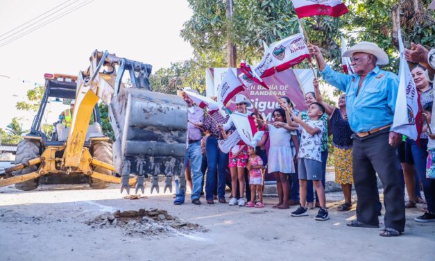 ARRANCA LA ALCALDESA MIRTHA VILLALVAZO DOS OBRAS EN LA ZONA SIERRA DEL MUNICIPIO