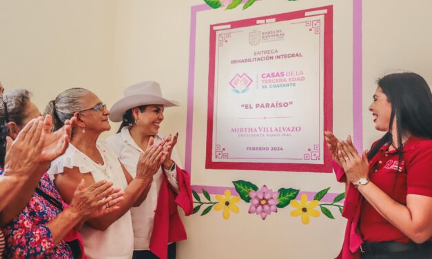 ENTREGA LA ALCALDESA, MIRTHA VILLALVAZO, LA CASA DE LA TERCERA EDAD DE EL COATANTE