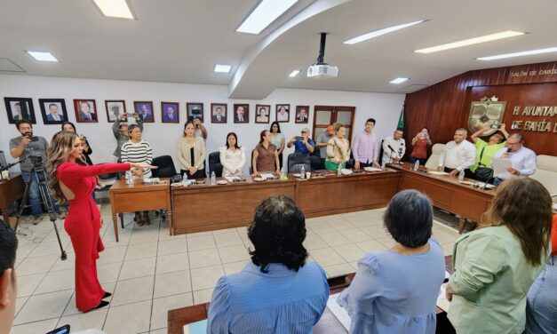 TOMA PROTESTA LÍA CASTRO DÍAZ DE LEÓN COMO PRESIDENTA MUNICIPAL SUPLENTE DE BAHÍA DE BANDERAS