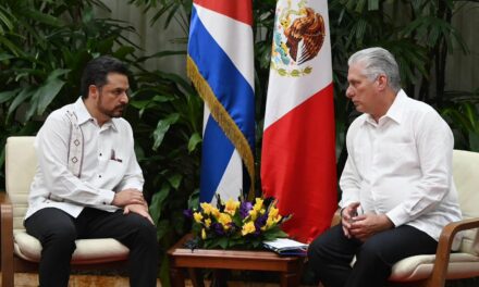 Director general del IMSS, Zoé Robledo, se reúne con presidente de Cuba, Miguel Díaz-Canel, para fortalecer apoyo a IMSS-Bienestar