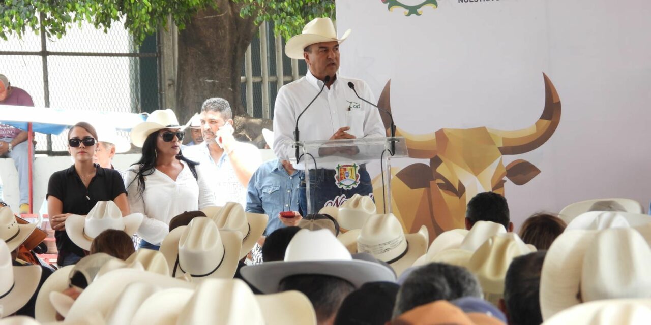 Encabeza el gobernador del estado, evento del “Día del Ganadero”