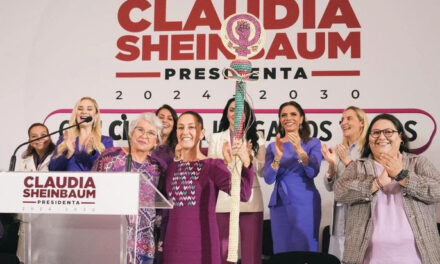 CLAUDIA SHEINBAUM SOSTIENE ENCUENTRO CON MEXICANAS DE TODO EL PAÍS