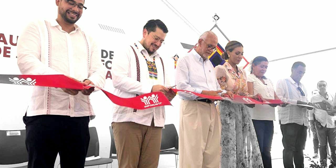 Inaugura el gobernador del estado, Miguel Ángel Navarro Quintero el Centro de Servicio INFONAVIT Nuevo Nayarit