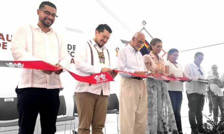 Inaugura el gobernador del estado, Miguel Ángel Navarro Quintero el Centro de Servicio INFONAVIT Nuevo Nayarit
