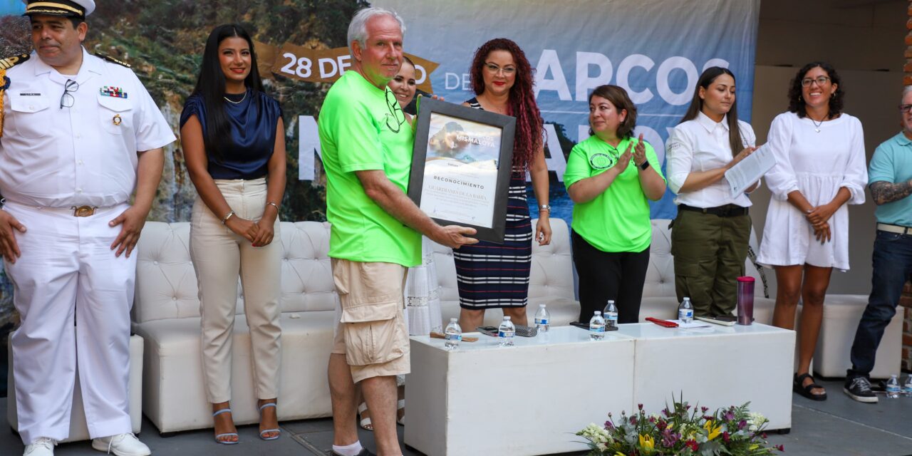 Conmemoran el tercer aniversario del Día de los Arcos de Mismaloya