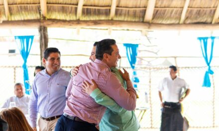 Primer encuentro entre presidentes electos: Héctor Santana y Luis Munguia