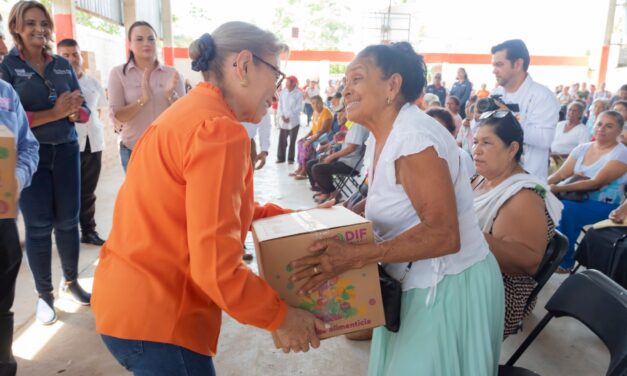 Lleva Beatriz Estrada bienestar y progreso a Rosamorada