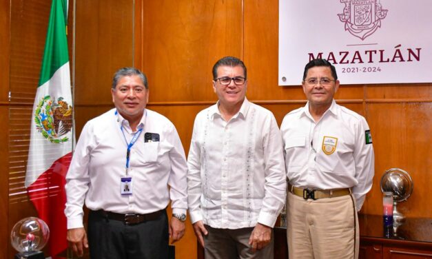 Se reúne Edgar González con Erick Wotzbely Cardona Chávez, Cónsul general de Guatemala en Tijuana Baja California.