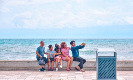 Cientos de turistas llegan a Mazatlán para disfrutar este fin de semana largo