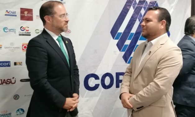 Revisan IMSS Nayarit y Coparmex servicios de salud para fortalecer la atención