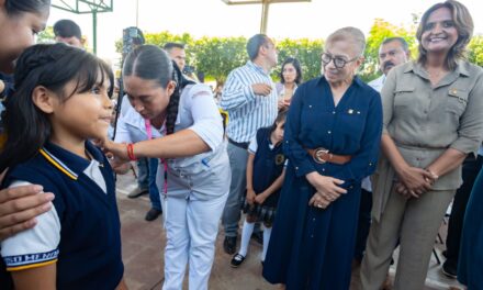 ARRANCA BEATRIZ ESTRADA CAMPAÑA DE VACUNACIÓN CONTRA EL VIRUS DEL PAPILOMA HUMANO 2024