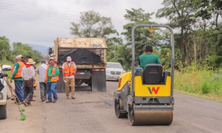 VAMOS A TAPAR TODOS LOS BACHES, BAHÍA DE BANDERAS MERECE MEJORES VIALIDADES