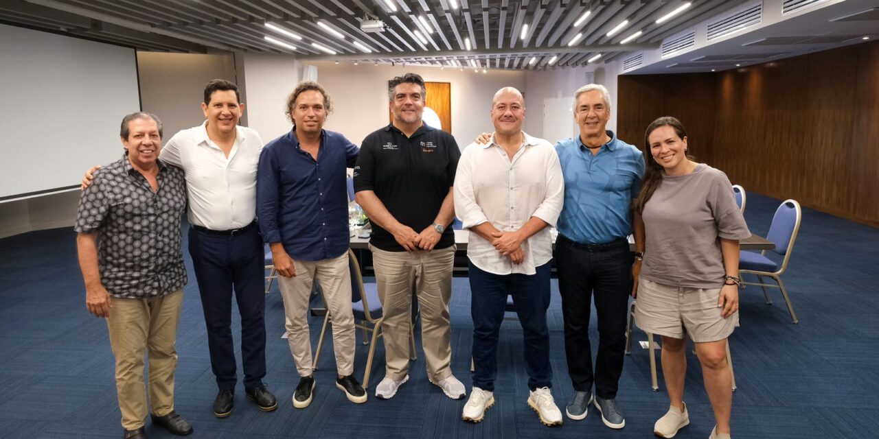 Se reúne Enrique Alfaro con empresarios de Puerto Vallarta para hablar de la agenda a futuro en el municipio y acuerda dejar bases para la obra del puente Federación