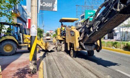 Gobierno de Tepic obliga a empresa a reparar tramo de la avenida Insurgentes