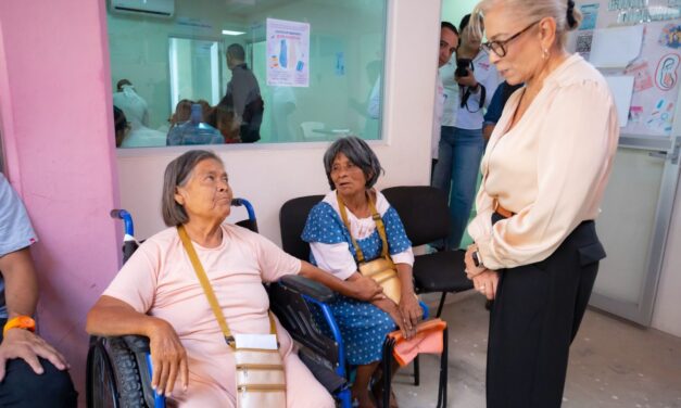 Con pruebas gratuitas de osteoporosis, Beatriz Estrada beneficia la salud de las familias en el estado