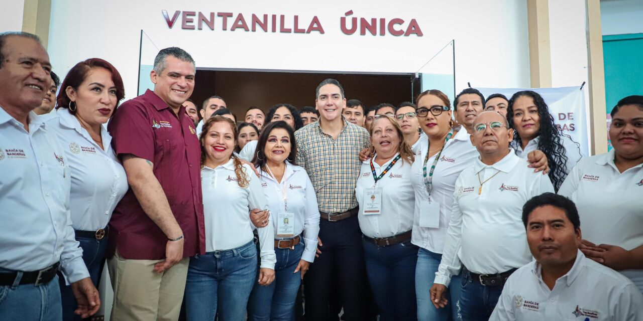 EL ALCALDE HÉCTOR SANTANA INAUGURA VENTANILLA ÚNICA DE PADRÓN Y LICENCIAS EN BUCERÍAS