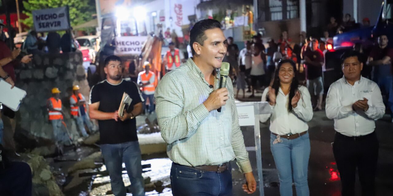 HÉCTOR SANTANA INAUGURA SU DÉCIMA OBRA EN EL GUAMÚCHIL Y ANUNCIA MÁS MEJORAS PARA LA COMUNIDAD