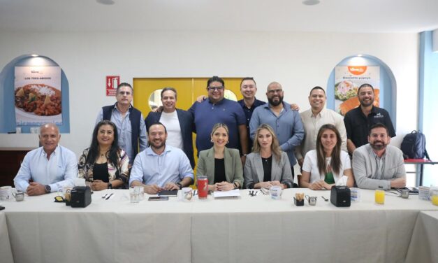 Presenta Estrella Palacios plan de trabajo a Consejo Intercamaral de Mazatlán